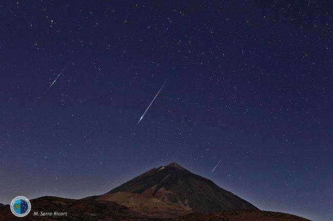 Perseid meteors above Mount Teide in Tenerife