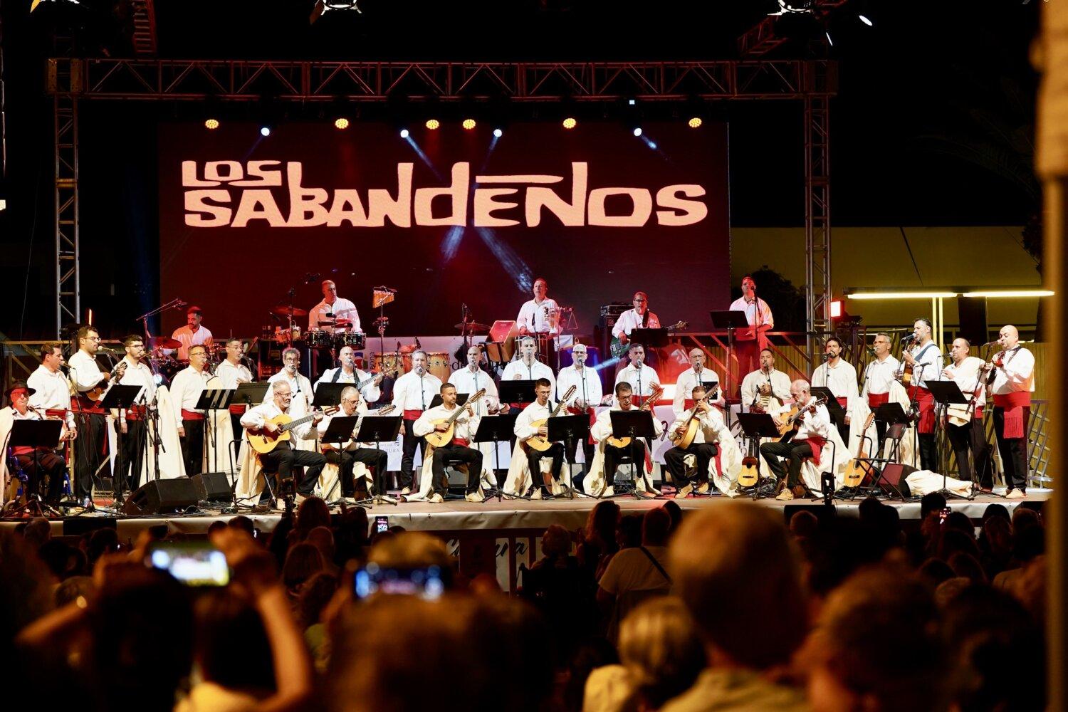 Los Sabandeños