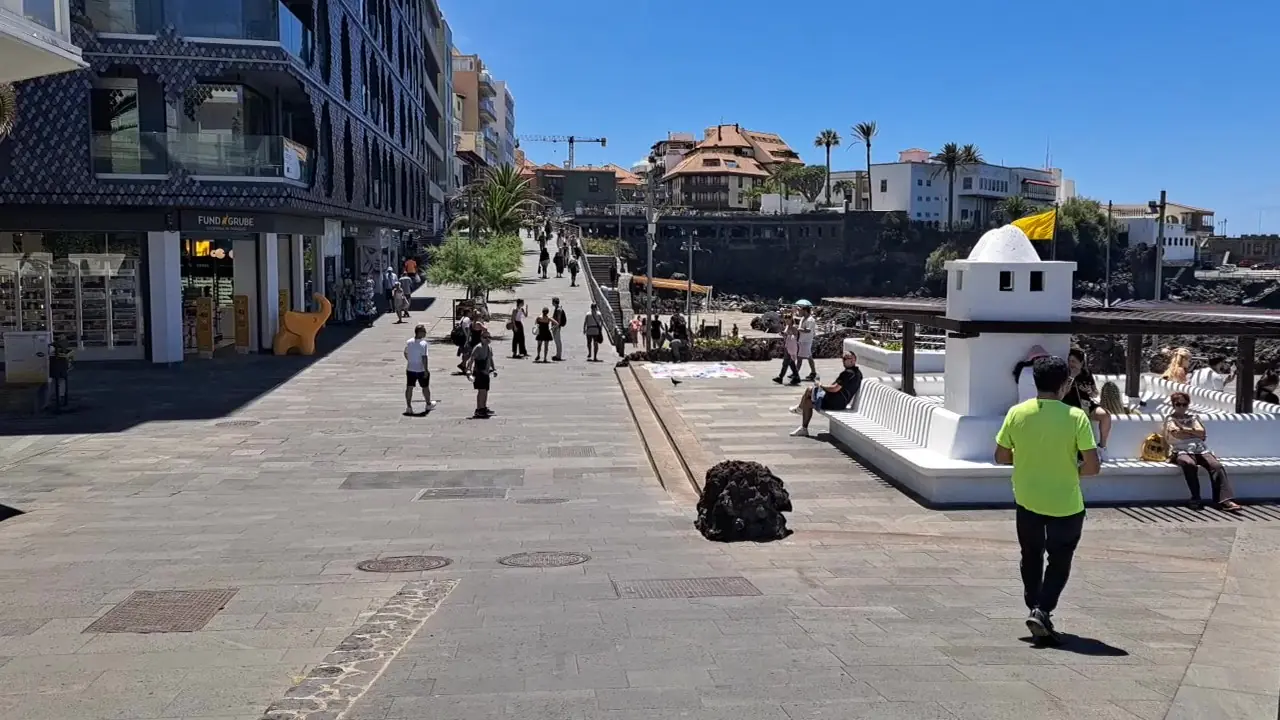 Walking in Puerto de la Cruz