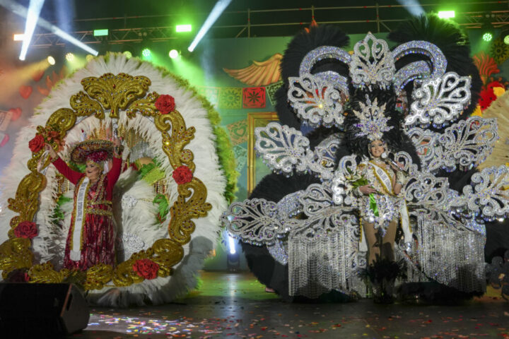 Carnival queens on stage in colourful costumes in Puerto de la Cruz