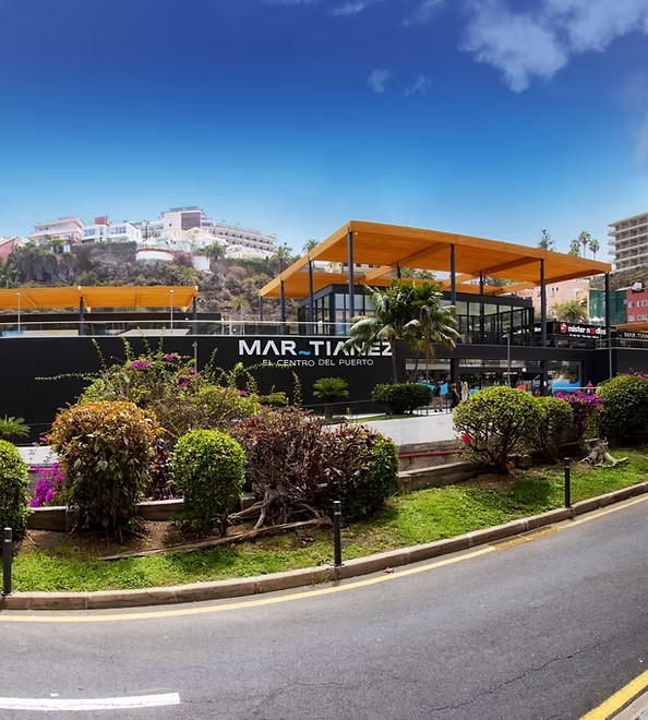 Exterior of Centro Comercial Martiánez in Puerto de la Cruz